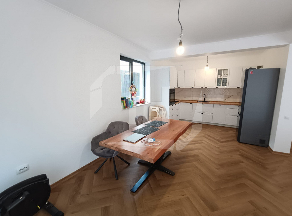 Duplex 4 camere I mobilat modern I garaj I Dezmir- zona strazii Planoarelor