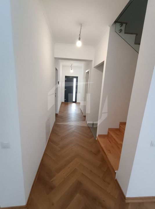 Duplex 4 camere I mobilat modern I garaj I Dezmir- zona strazii Planoarelor