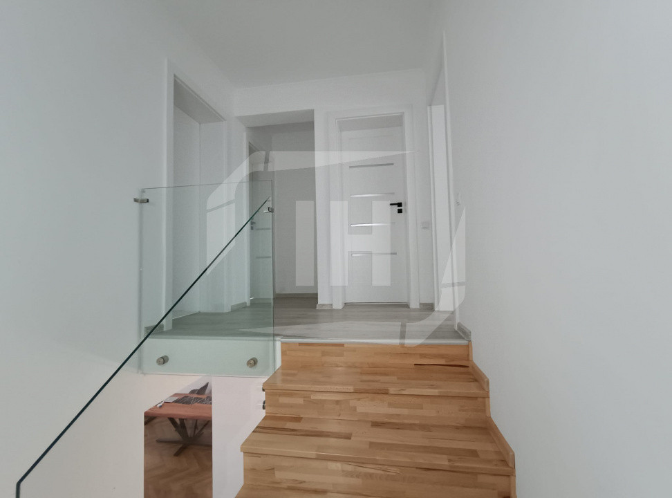 Duplex 4 camere I mobilat modern I garaj I Dezmir- zona strazii Planoarelor