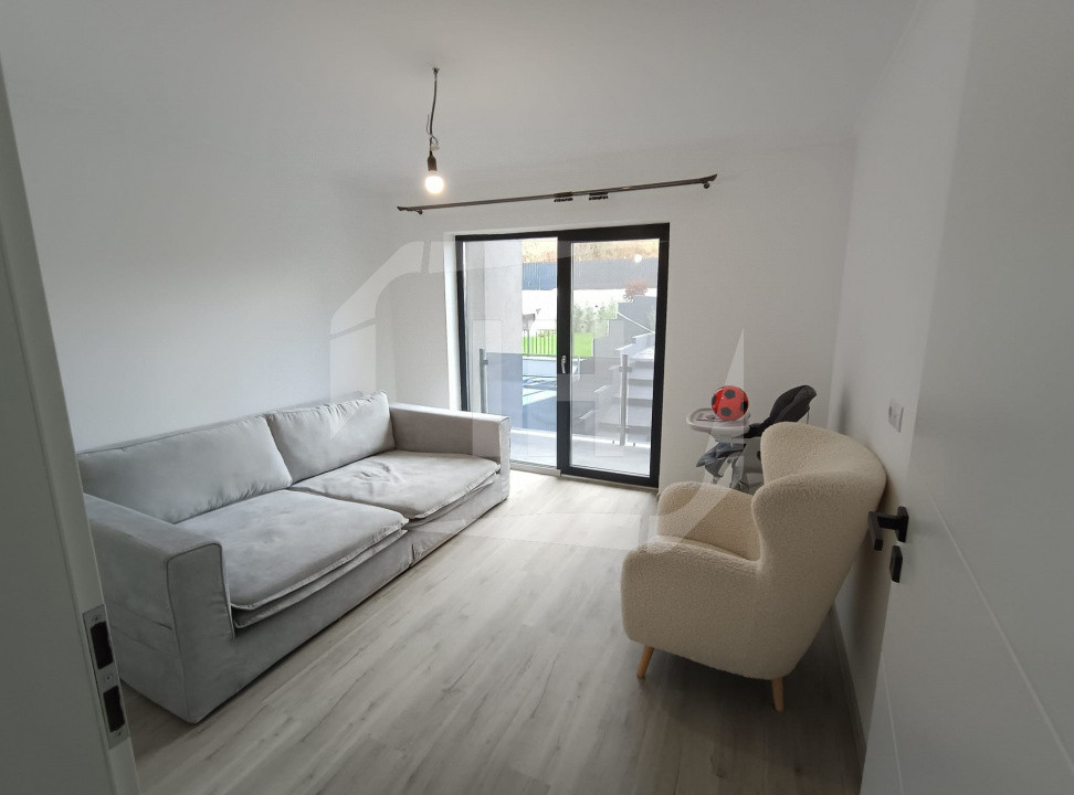 Duplex 4 camere I mobilat modern I garaj I Dezmir- zona strazii Planoarelor