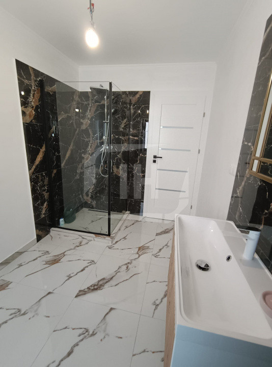 Duplex 4 camere I mobilat modern I garaj I Dezmir- zona strazii Planoarelor