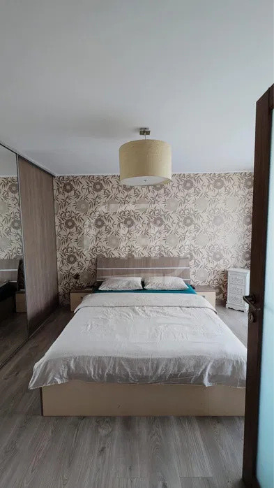 Apartament 3 camere I cu parcare I zona Platinia