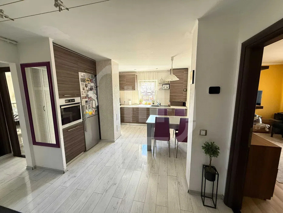 Apartament 3 camere, etaj intermediar, Marasti