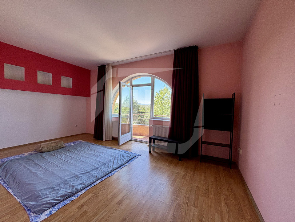 Casa individuala I teren 2400 m2 I zona Faget