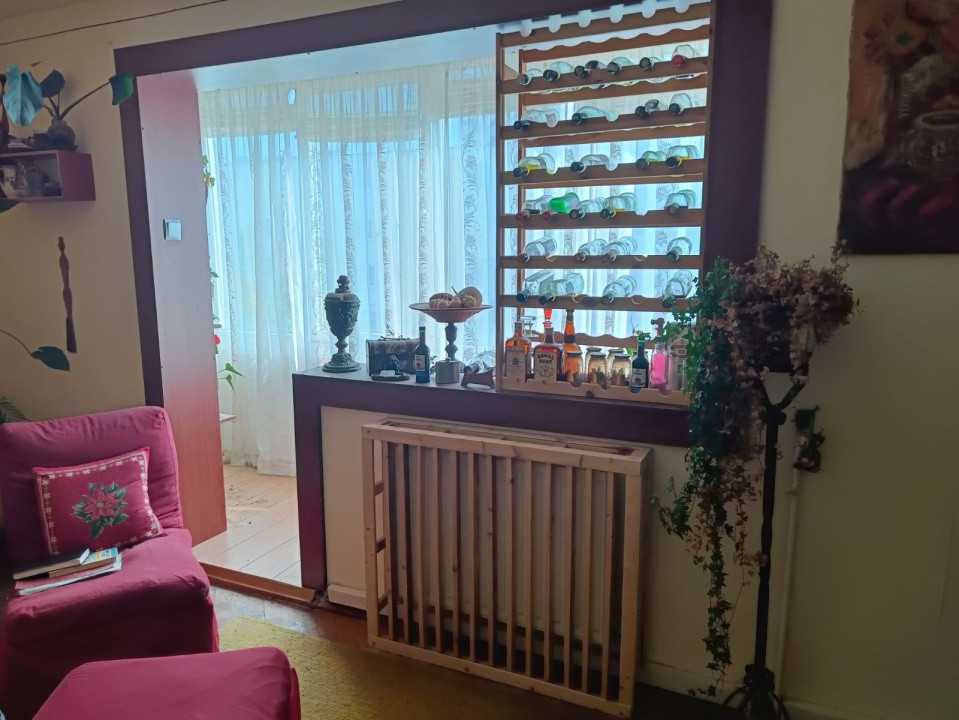 Apartament 4 camere decomandat, etaj 3, zona bazei sportive Manastur