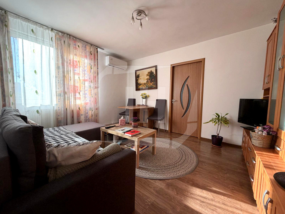 Apartament 2 camere, etaj intermediar, in Gheorgheni