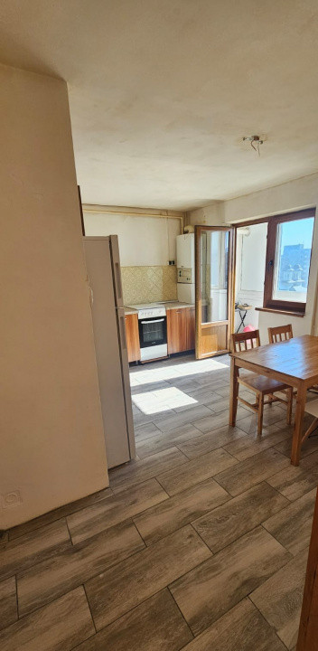 Apartament 3 camere, etaj intermediar, cartier Grigorescu