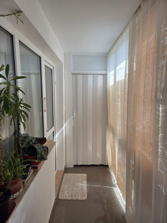 Apartament 4 camere decomandat, zona Bazei Sportive