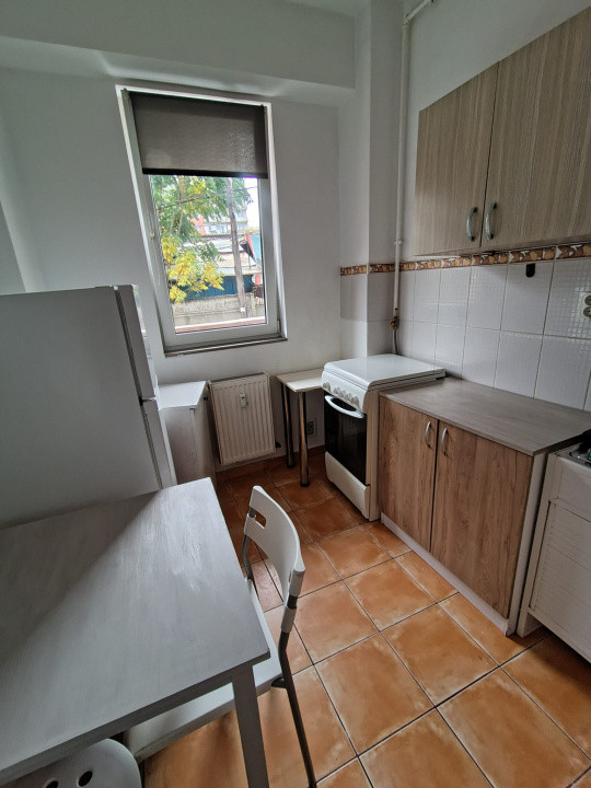 Apartament 1 camera, 42 mp, zona Calea Dorobantilor