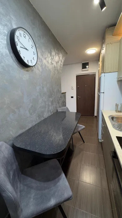 Apartament 2 camere la cheie, zona Piata Flora