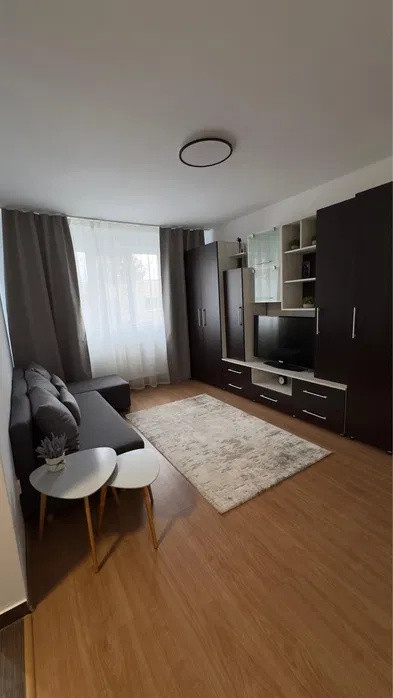 Apartament 2 camere la cheie, zona Piata Flora