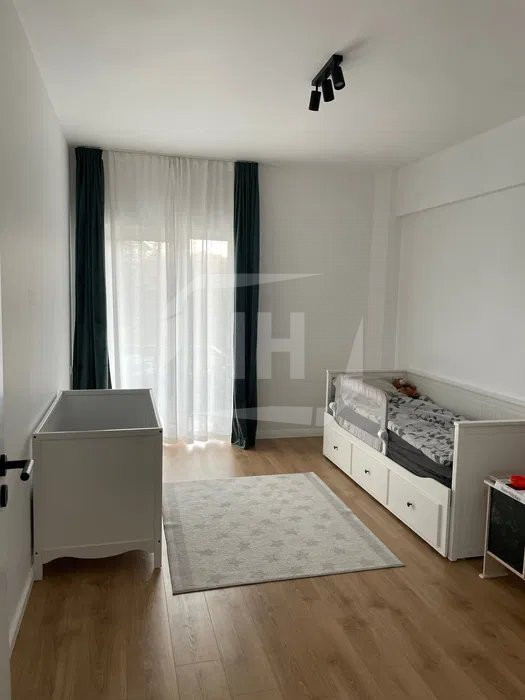 Apartament 3 camere, 2 bai, etaj 1, bloc nou, la cheie,  zona Leroy Merlin