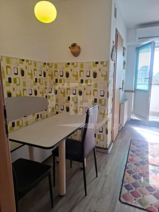 Apartament 2 camere, decomandat, Piata Marasti