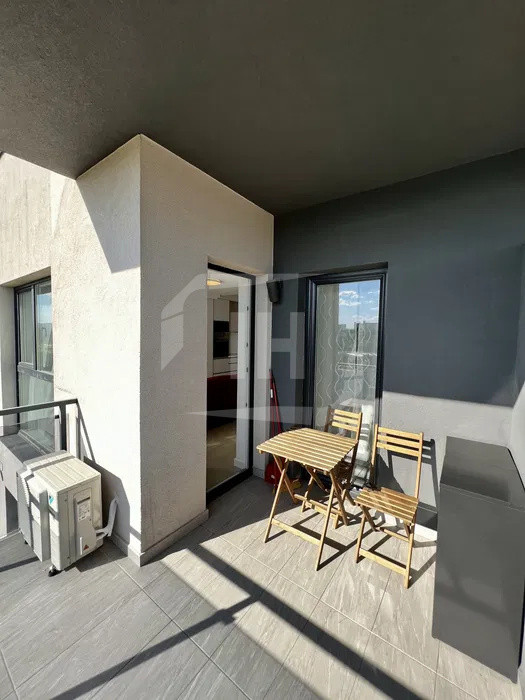 Apartament 2 camere, etaj intermediar, zona Sopor