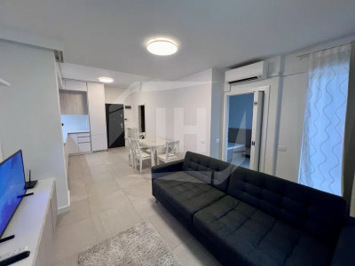 Apartament 2 camere, etaj intermediar, zona Sopor