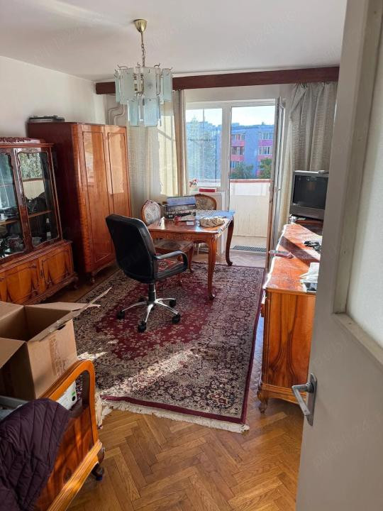 Apartament 3 camere renovabil, zona Denver, Manastur