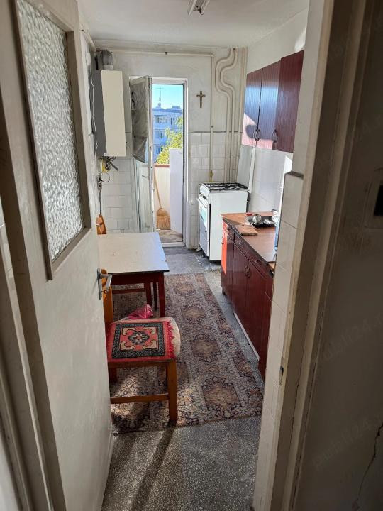 Apartament 3 camere renovabil, zona Denver, Manastur
