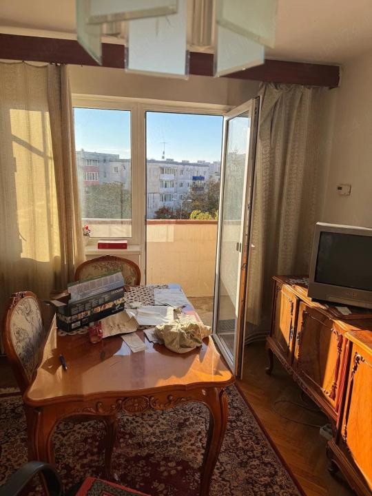 Apartament 3 camere renovabil, zona Denver, Manastur