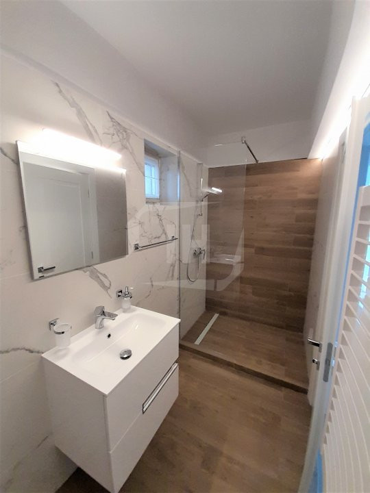 Penthouse, 2 terase, modern, 2 parcari subterane, cartierul Buna ZIua