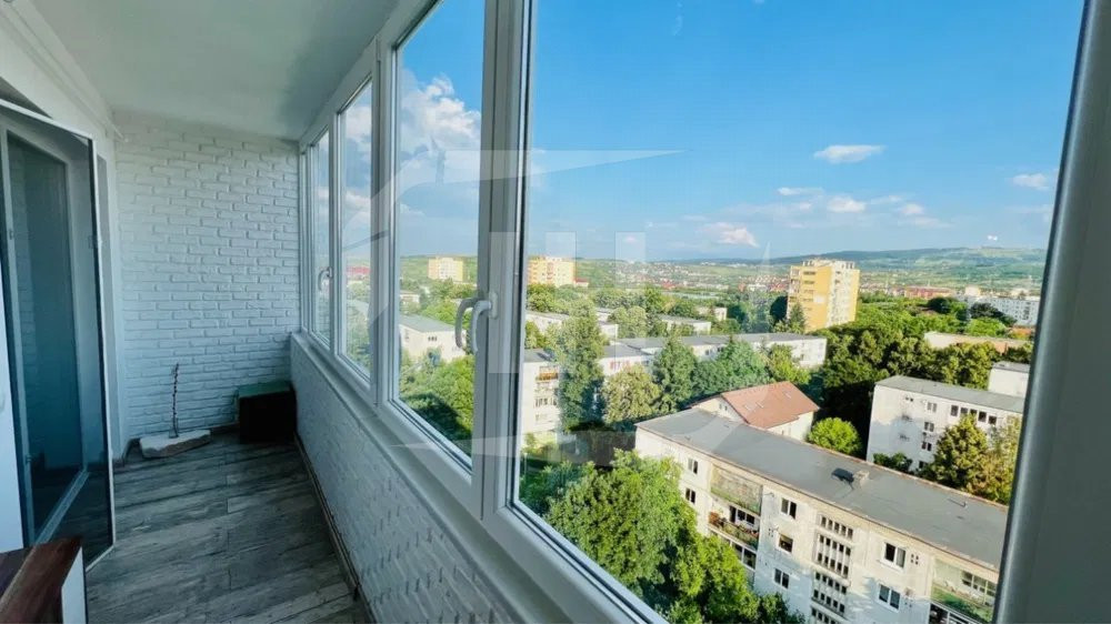 Apartament 2 camere, complet renovat, priveliste superba, in Gheorgheni!