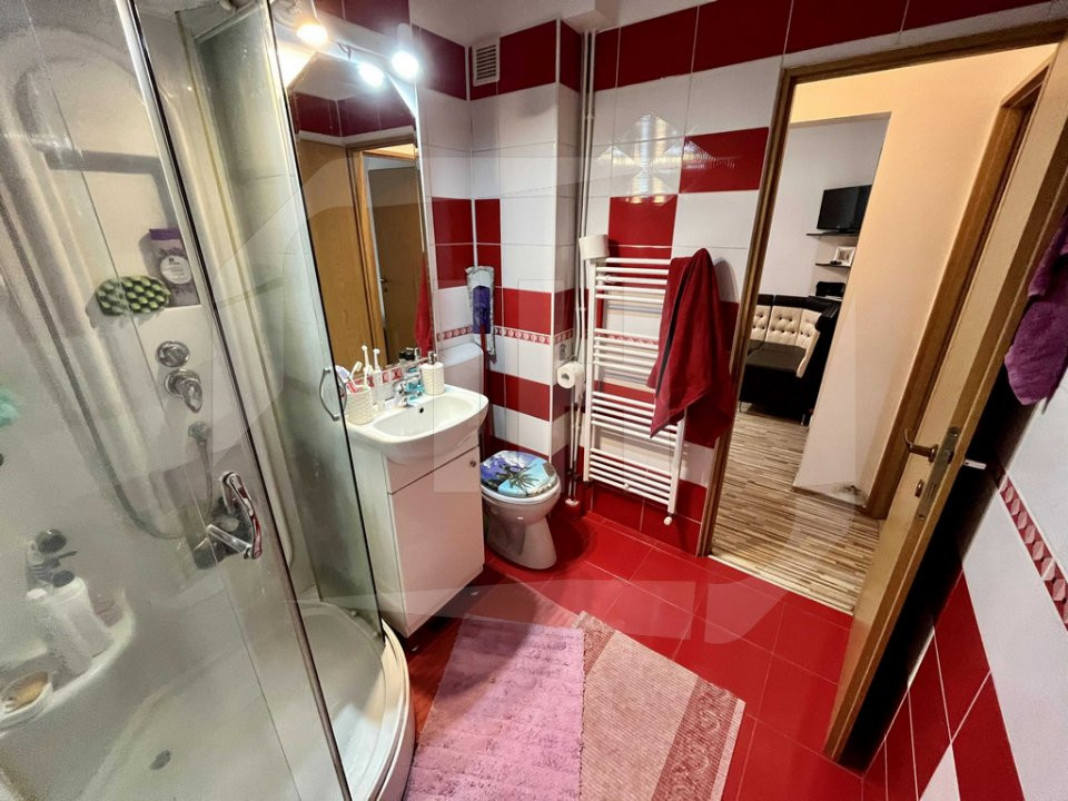 Apartament 3 camere decomandat, la cheie