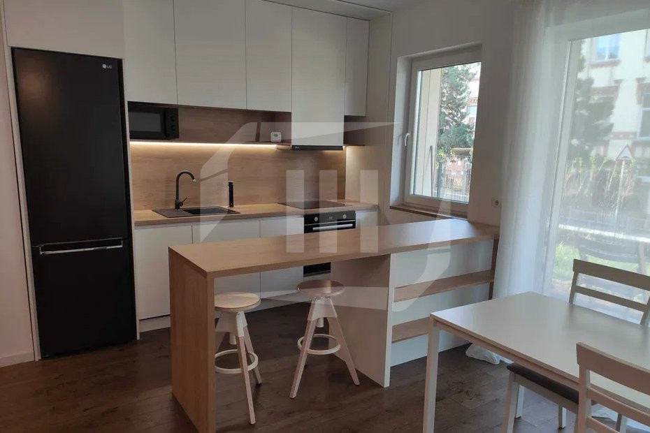 Apartament 2 camere I cu parcare I gradina I Record Park