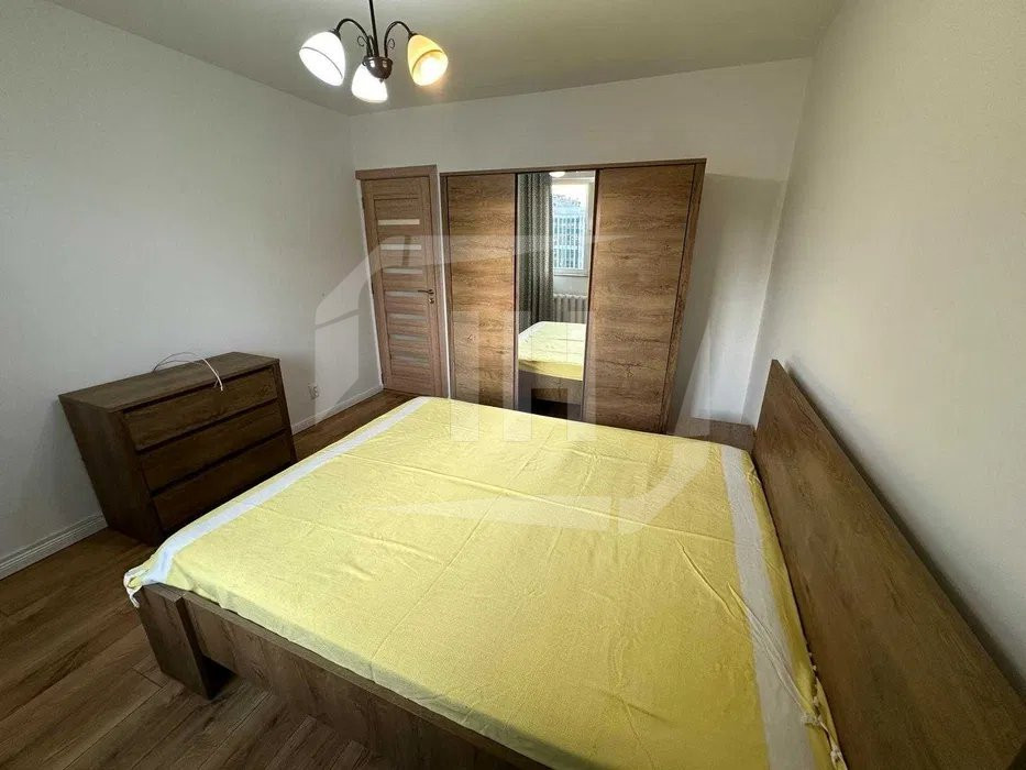 Apartament 2 camere, decomandat, AC, zona FSEGA