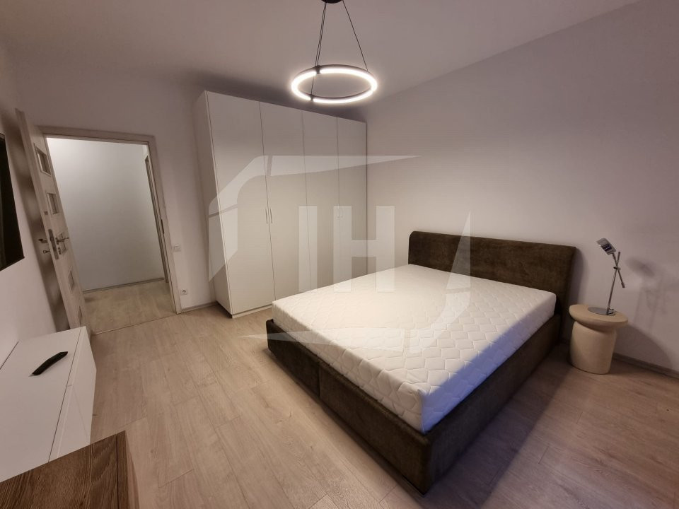 Apartament 2 camere, AC, 3 parcari, zona Aurel Vlaicu
