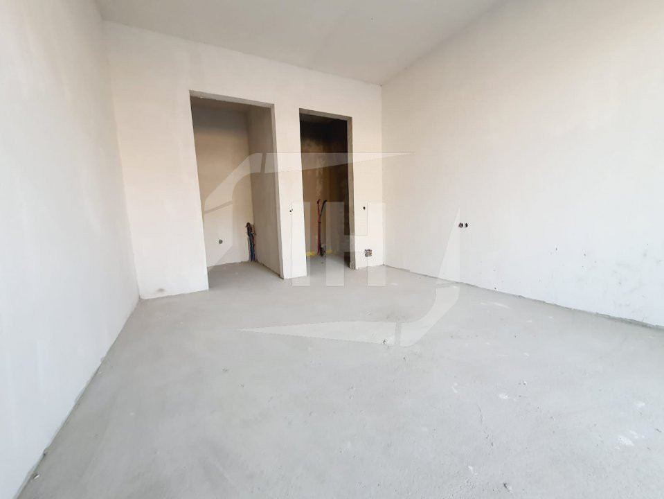 Apartament cu 3 camere, parcare, zona Baza Sportiva Gheorgheni
